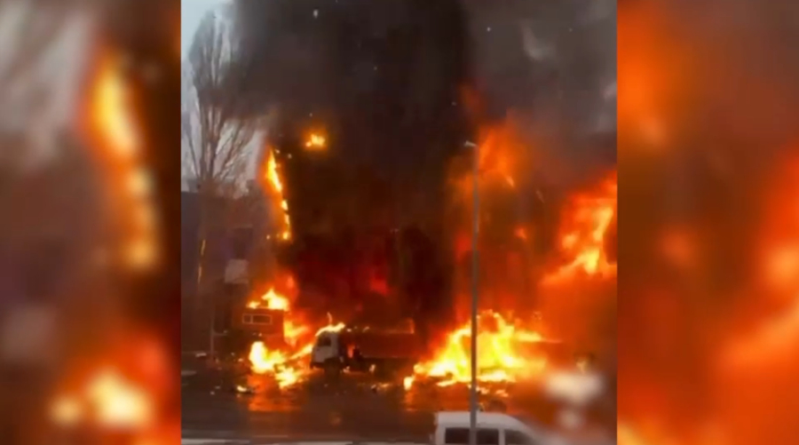 Здание бывшего кинотеатра сгорело в Астане