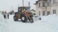 Рекордное количество снега выпало на востоке страны