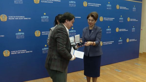 Президенттік арнаулы әдеби сыйлықтың жеңімпаздары марапатталды