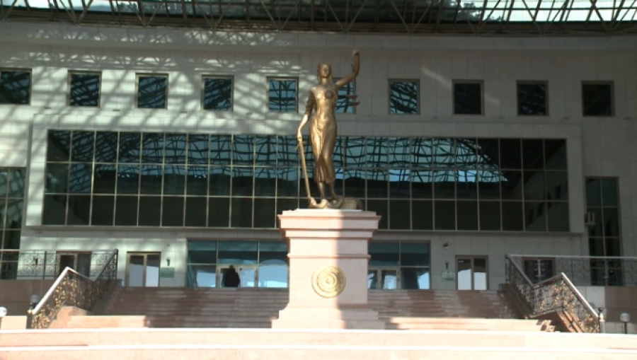 По протестам прокуроров пересмотрено более 300 решений судов