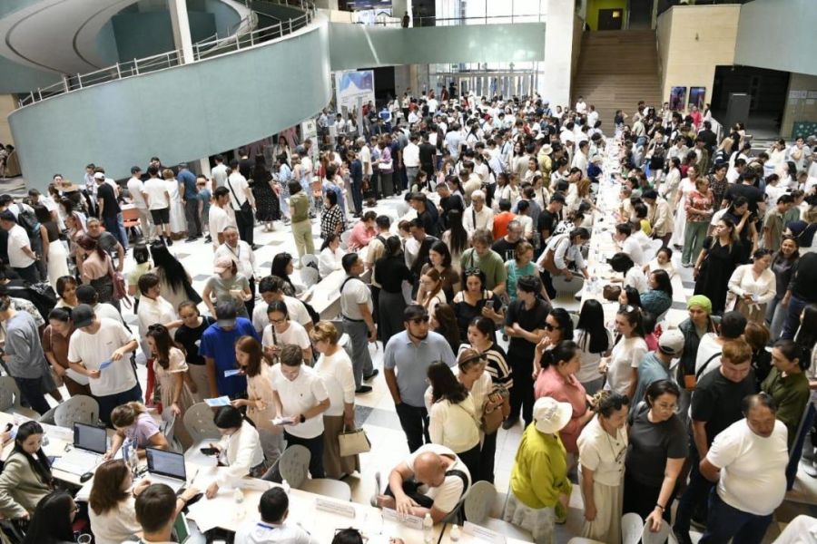 Свыше 1 400 рабочих мест представили на ярмарке вакансий в Астане