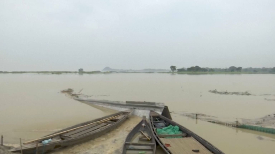 Үндістанда су тасқынынан 44 адам көз жұмды