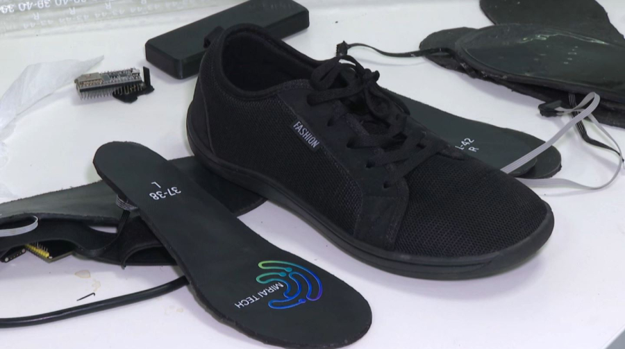 «Умные» сенсорные стельки разработала казахстанка