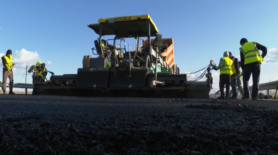 Почти девять тысяч километров дорог отремонтируют в 2026 году