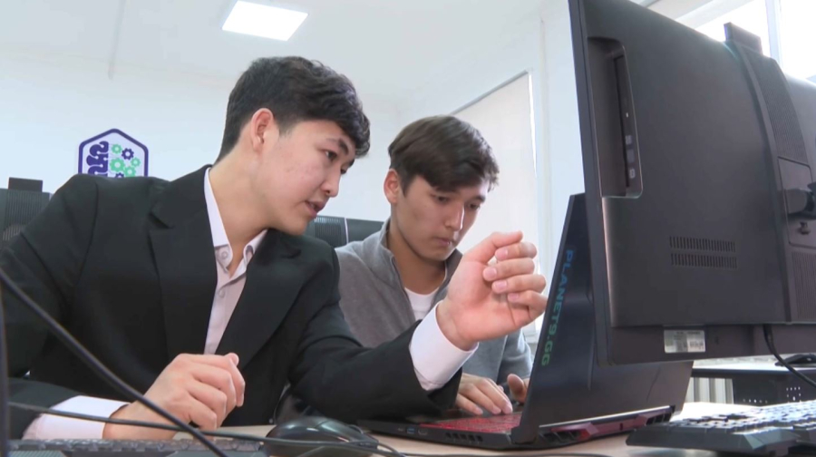 Қызылордалық студенттер қауіпті сайттарды анықтайтын браузер әзірледі