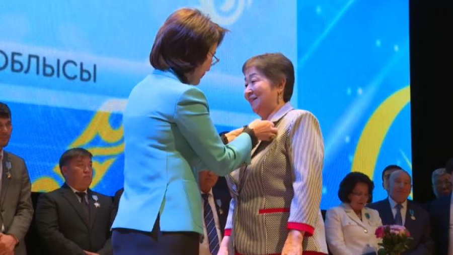 Лучших медиков наградили в Казахстане