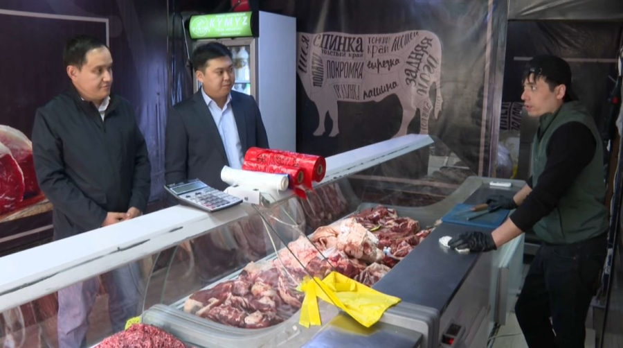 Шымкентте мониторинг тобы тауарлардың бағасын бақылау үшін рейдке шықты