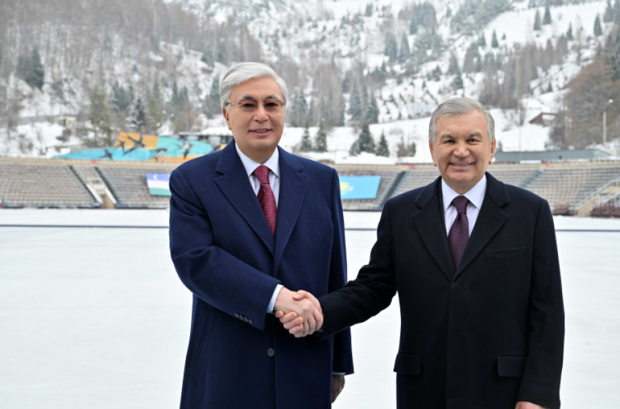 Қазақстан мен Өзбекстан президенттері «Медеу» спорт кешеніне барды