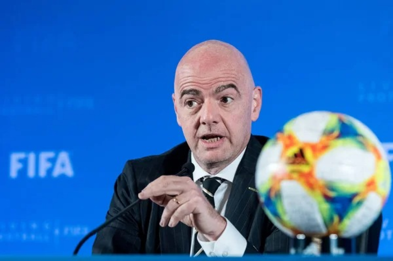 ФИФА извинилась и начала проверку после провала проекта Инфантино