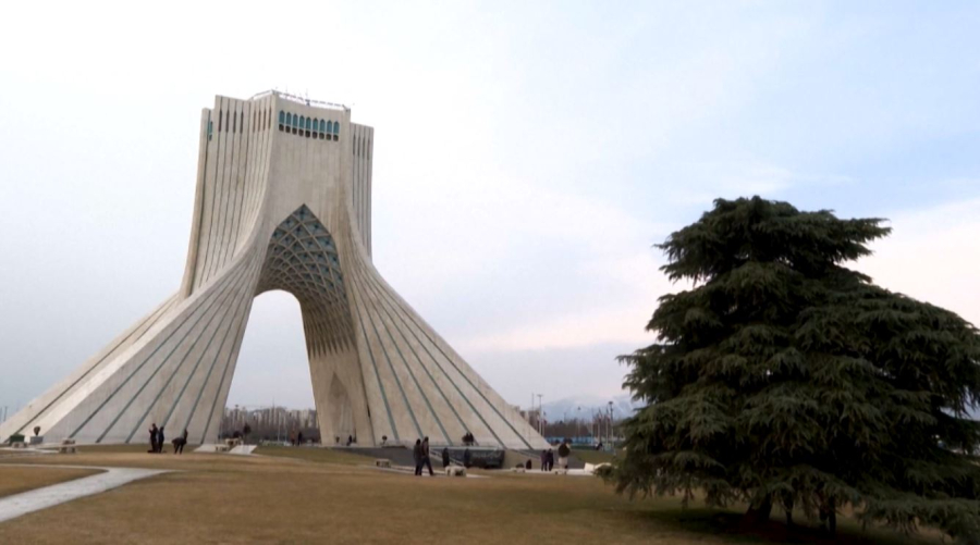 Иран зымыран құрастырудан бас тартпайды