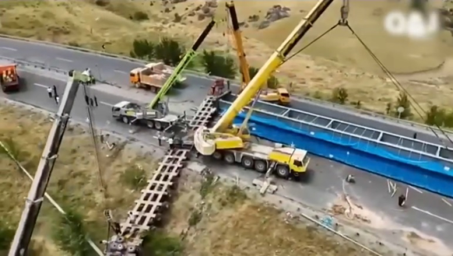 На трассе «Тараз-Шымкент» продолжаются восстановительные работы после ДТП