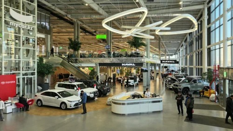 Қазақстанда автонесие көлемі  төмендеді: Банктер талапты күшейтті  