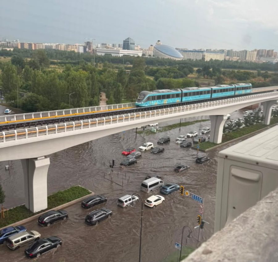 Дожди накрыли Астану: за день выпала почти месячная норма осадков