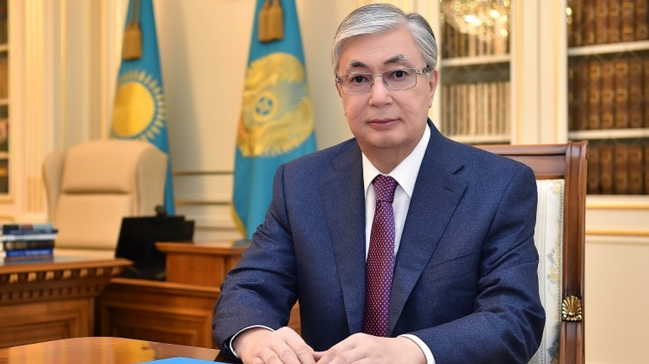 Токаев поздравил казахстанцев с Днем защитника Отечества