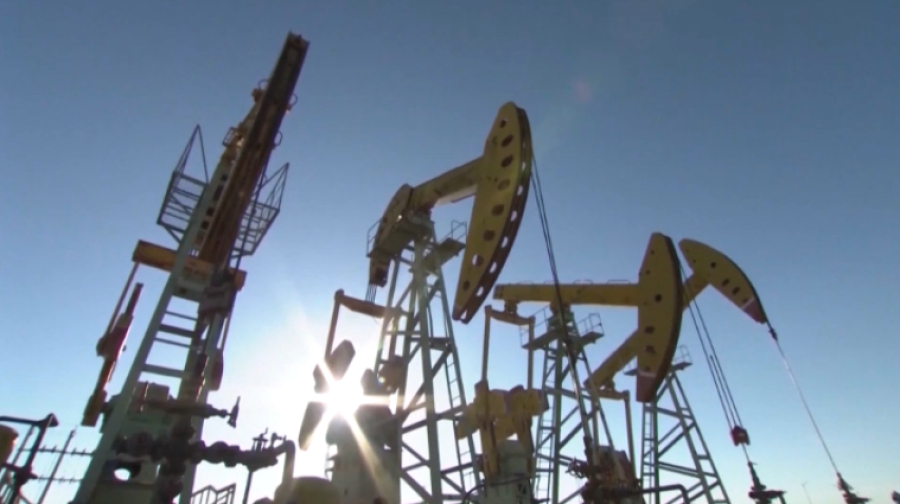 Нефть снова выше $100 за баррель