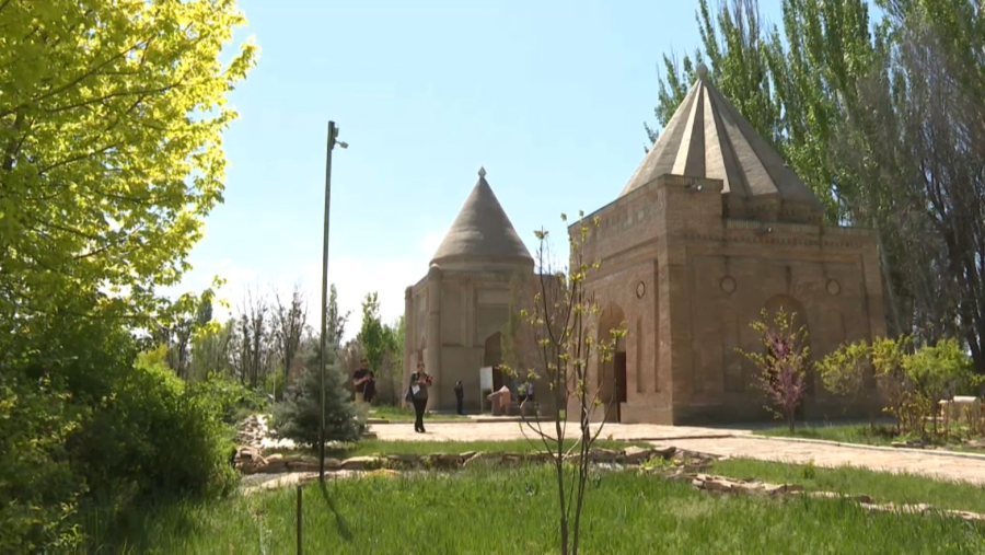 Жамбыл облысында Айша Бибі кесенесінің аумағы абаттандырылды