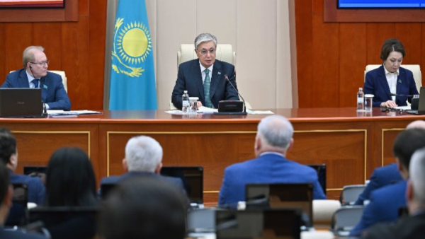 Токаев принял участие в пленарном заседании Мажилиса Парламента
