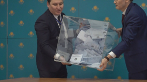 100% казахстанских избирателей проголосовали в Шанхае