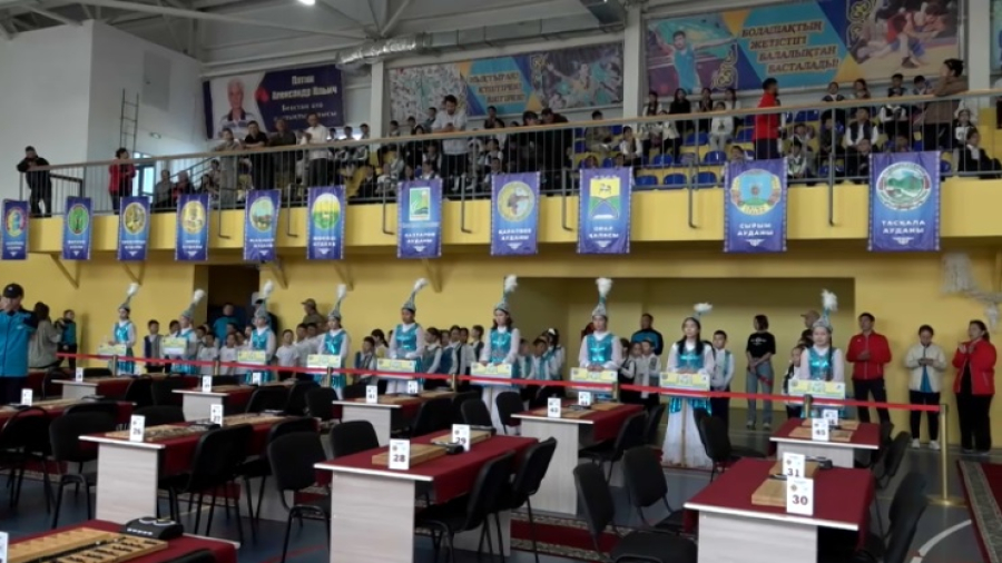 Чемпионат по тогызкумалаку стартовал в ЗКО