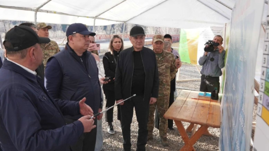 Канат Бозумбаев проверил меры противодействия паводкам в ВКО