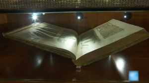 «Ядовитые» книги нашли в Национальной библиотеке Франции
