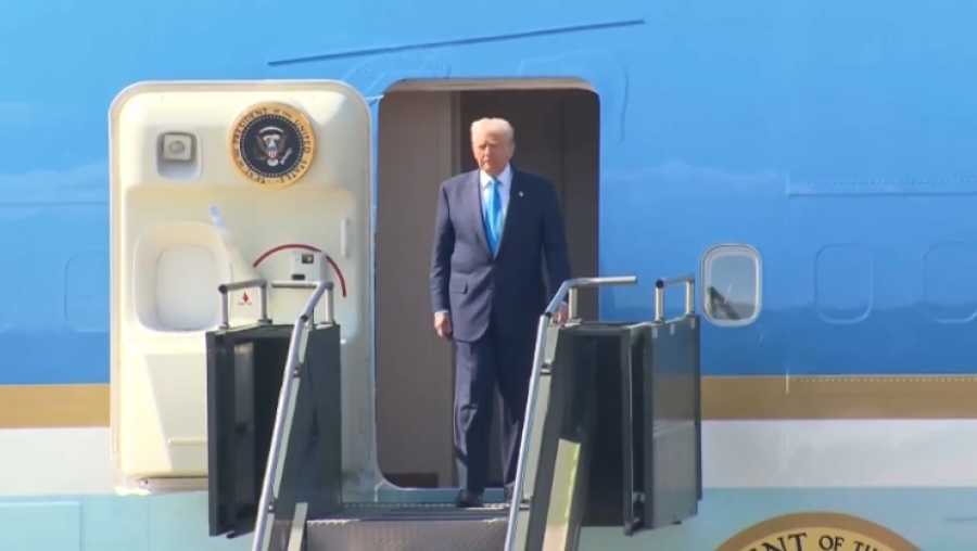 Трамп прибыл в южнокорейский Кёнджу