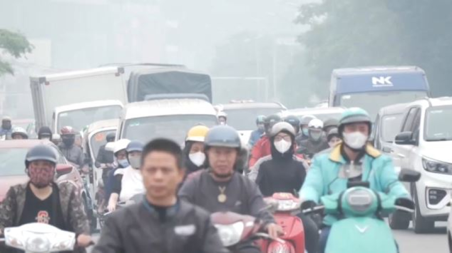 Столицу Вьетнама окутал густой смог