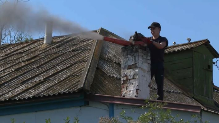 Рейды пожарных выявили неисправные печи и проводку в Кокшетау