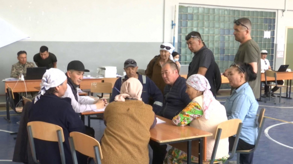 Серік Шәпкенов Құлсары халқымен кездесті