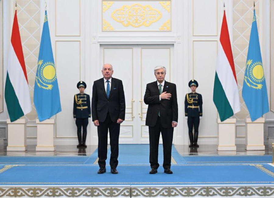 Ақордада Мажарстан президентін ресми қарсы алу рәсімі өтті