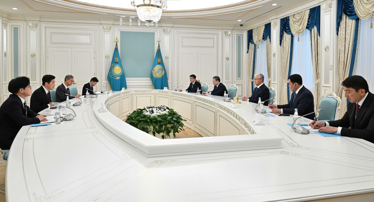 Глава государства принял спецпредставителя Президента Южной Кореи