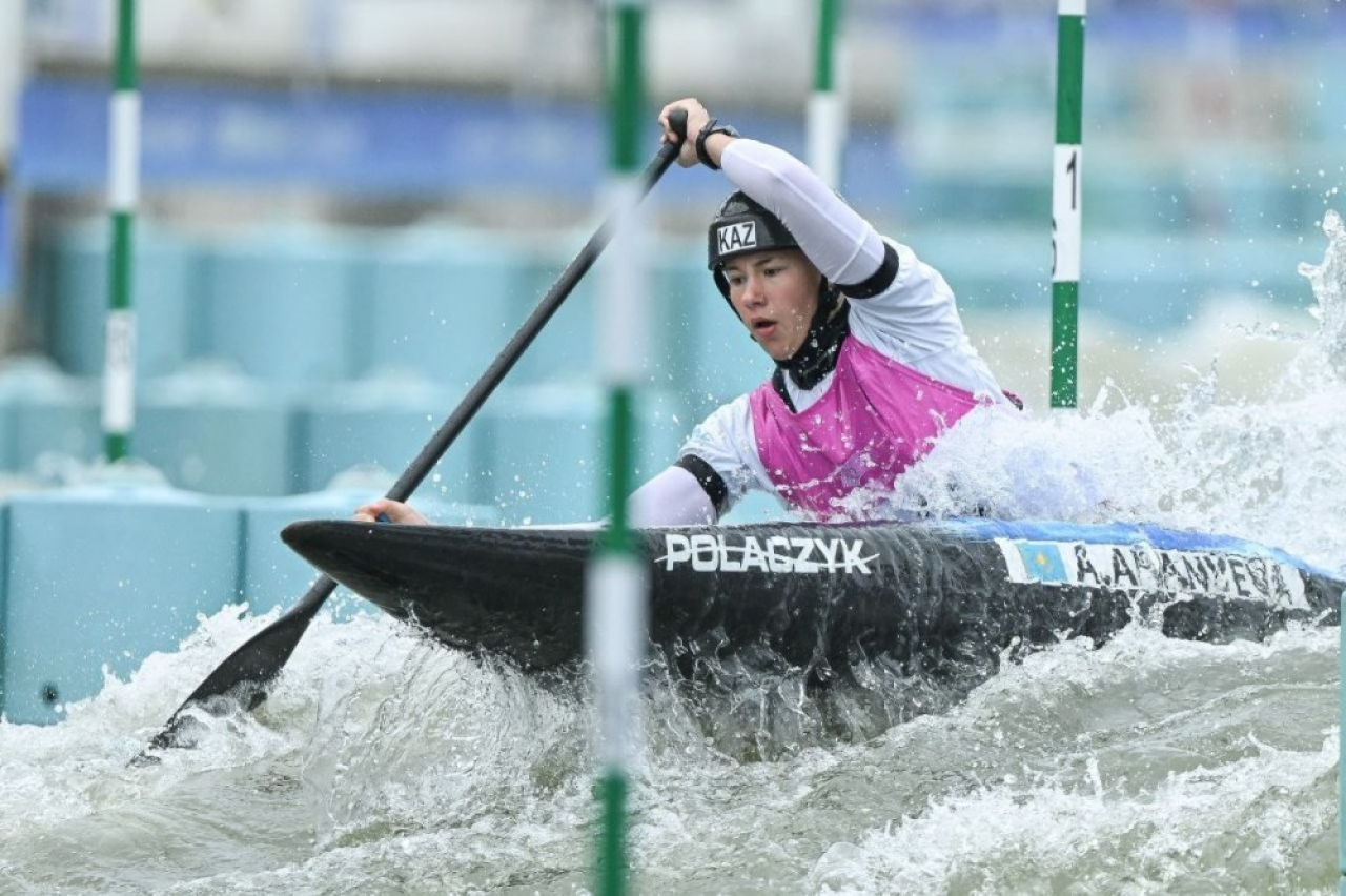 Казахстан завоевал ещё две медали на чемпионате Азии по гребному слалому