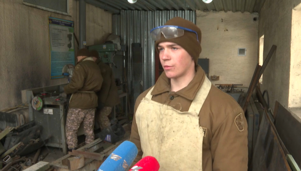 Таразда әскери борышын өтеп жүрген сарбаздар жаңа мамандықты меңгереді