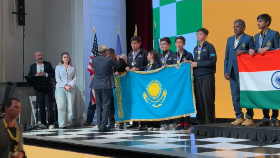 АҚШ-та қазақстандық шахматшылар күміс жүлде иеленді