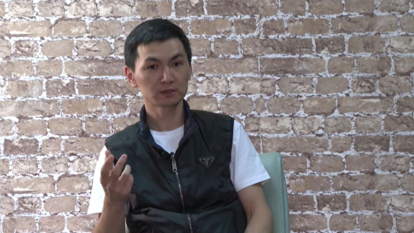 Жалған коуч жарға жығады