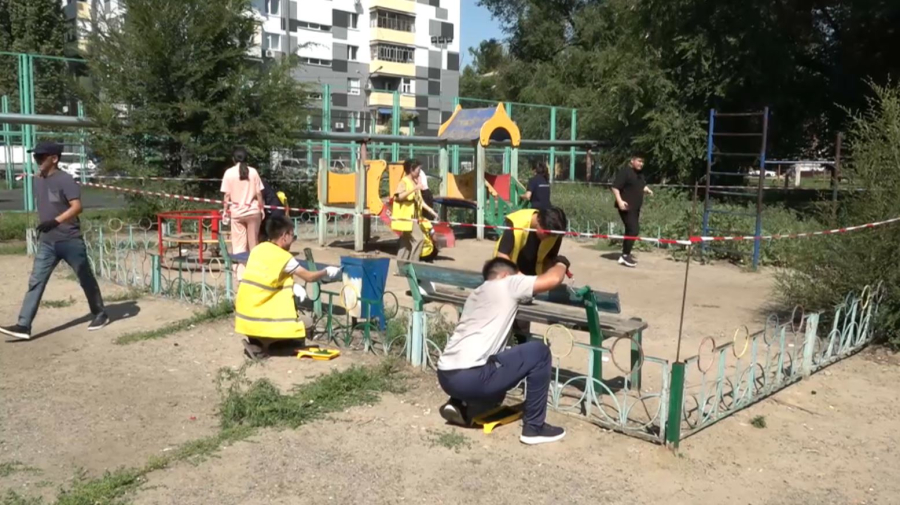 Таза Қазақстан: детские площадки ремонтируют в Уральске