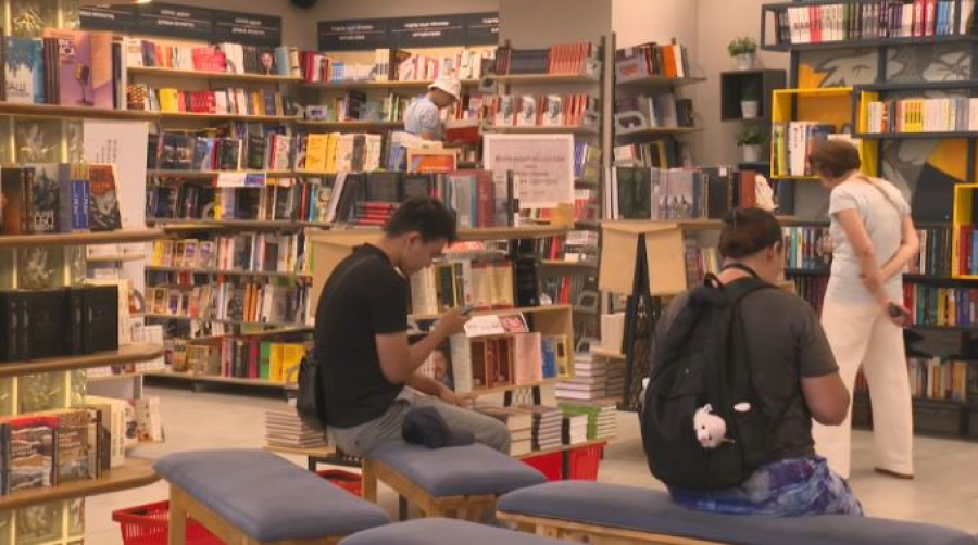 Участников опроса «100 книг» наградили в Алматы