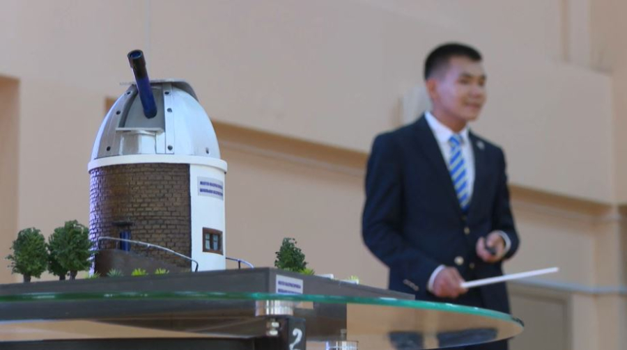 Ученик создал макет школьной обсерватории