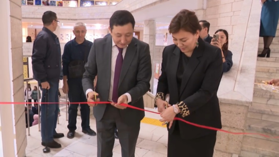 В Алматы открылась выставка памяти казахских писателей