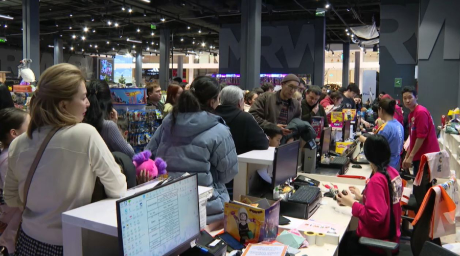 Казахстанцы готовятся к Новому году