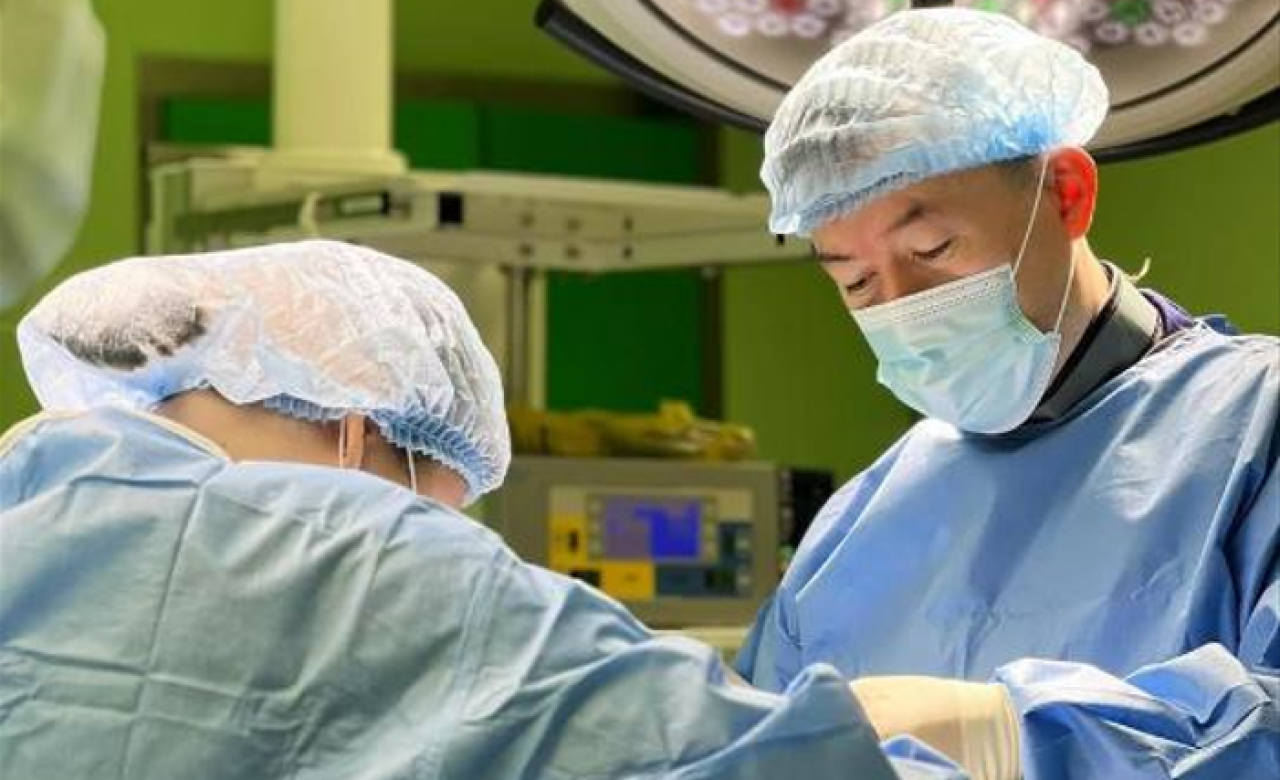 Нейрохирурги Мангистау провели редкую операцию