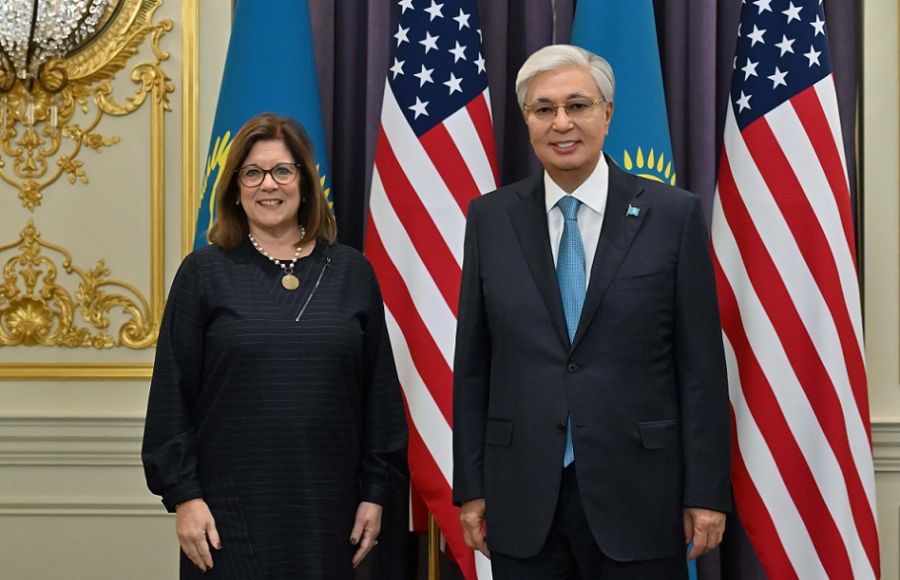 Глава государства принял президента Торговой палаты США