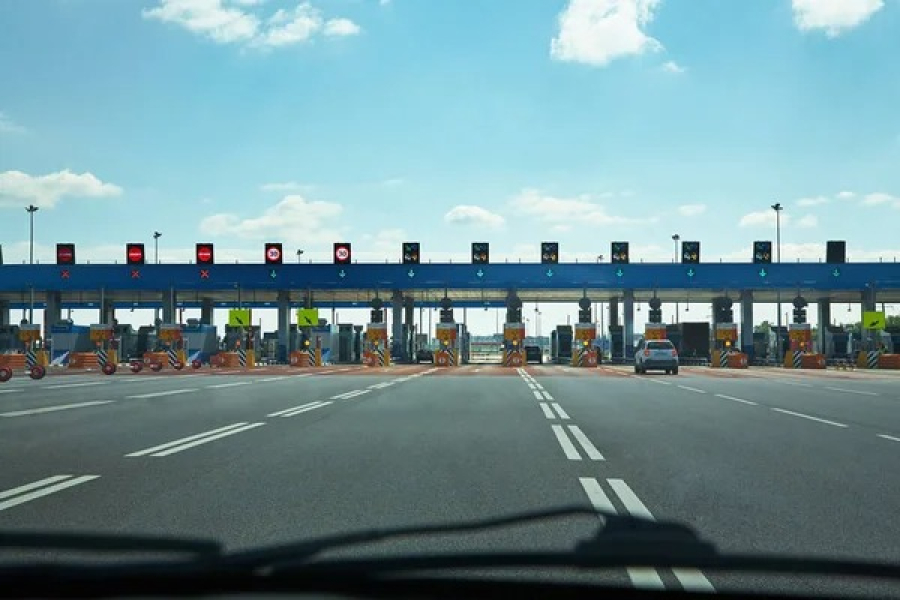 290 мың көлік: Қарағанды – Балқаш – Бұрылбайтал бағыты ең көп пайдаланылған ақылы жол болды