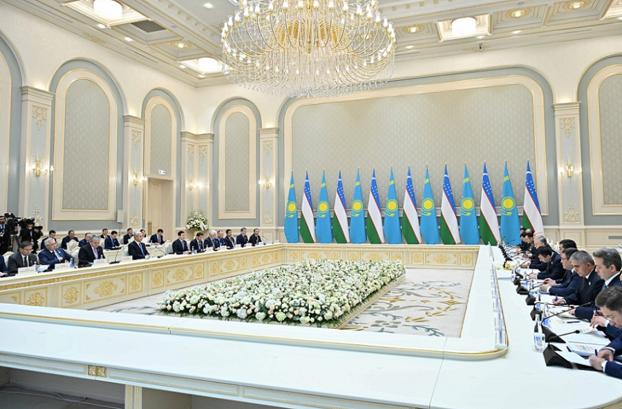 Казахстан и Узбекистан укрепляют политические и экономические связи