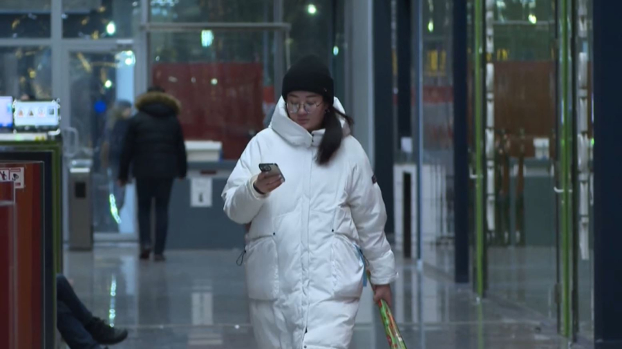 Незаконно ввезённые в Казахстан телефоны будут блокировать