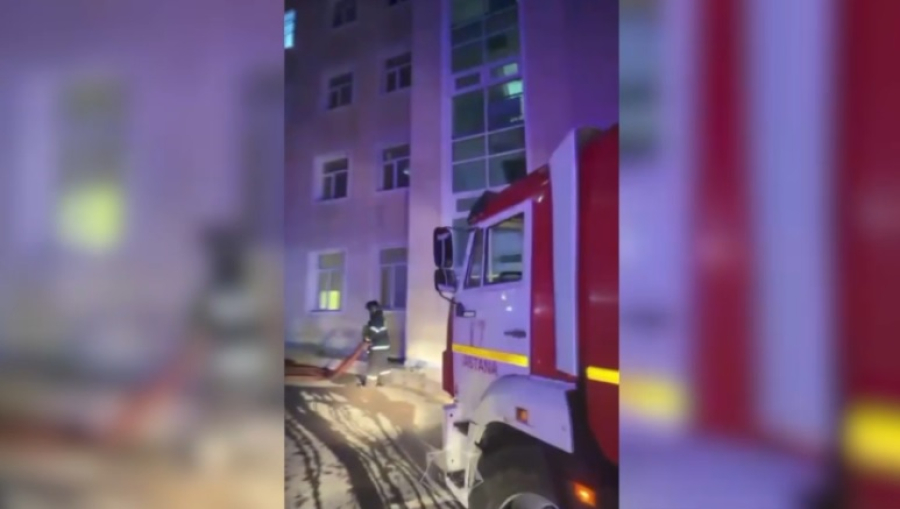 Пожар произошел в детской больнице в Астане