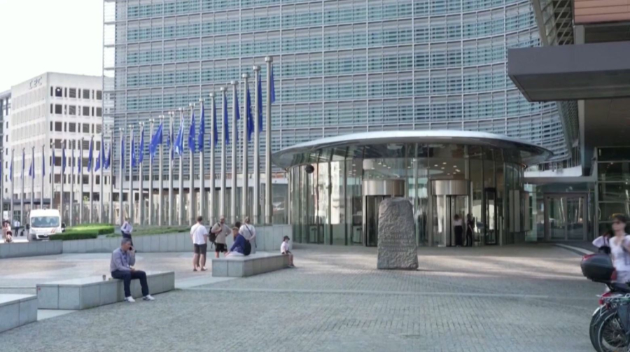 Больше 20% жителей ЕС сталкиваются с риском бедности