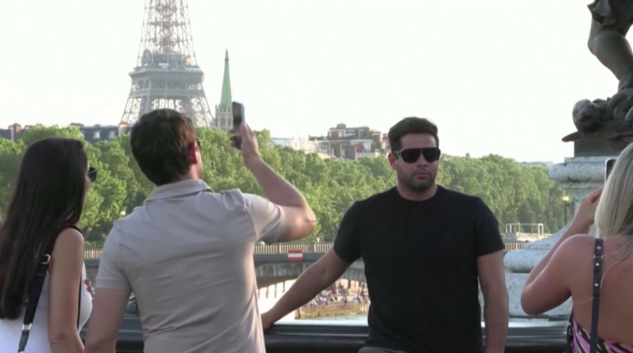 ЖИ жасаған жалған жұлдыздар