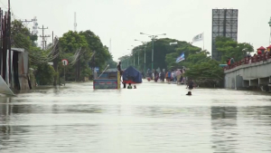 Выборы на севере Индонезии отложены из-за сильного наводнения
