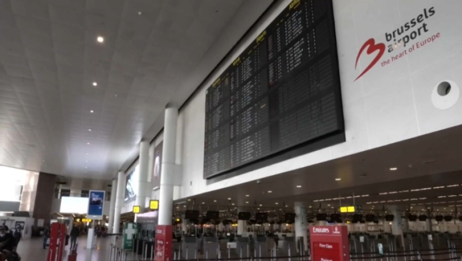 В ЕС задержки рейсов компенсируют авиаперевозчики